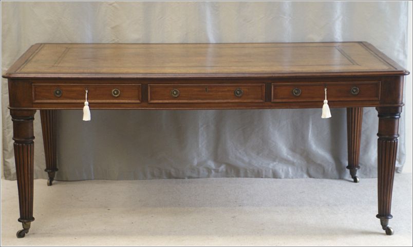 3032 Large Antique Library Table (2)